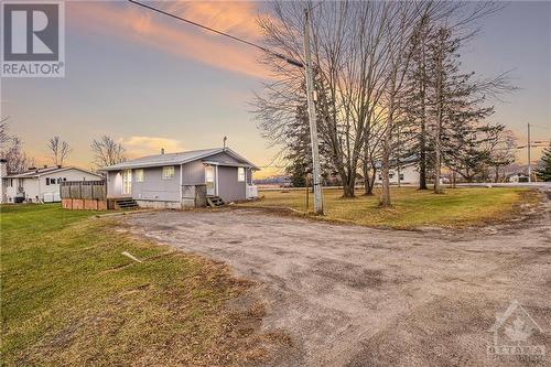 927 County Road 44 Road, Kemptville, ON - Outdoor