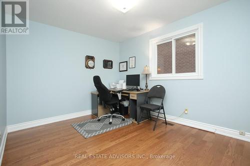 71 Sawmill Rd, Toronto, ON - Indoor Photo Showing Office