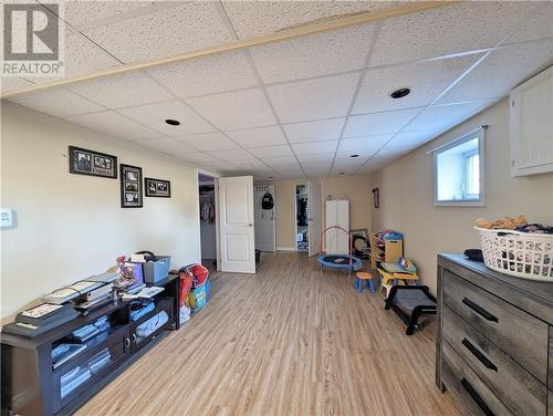 31-33 Rue Du Portage, Caraquet, NB - Indoor