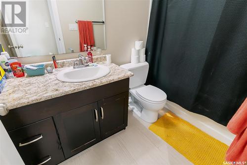 2253 Quebec Street, Regina, SK - Indoor Photo Showing Bathroom