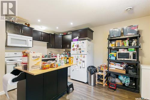 2253 Quebec Street, Regina, SK - Indoor Photo Showing Kitchen
