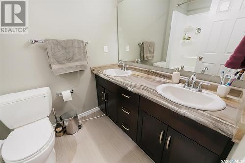 2257 Quebec Street, Regina, SK - Indoor Photo Showing Bathroom