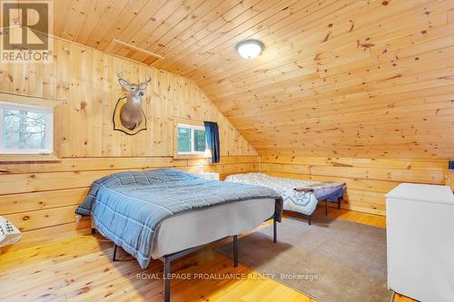 1519 Rockies Rd, Madoc, ON - Indoor Photo Showing Bedroom