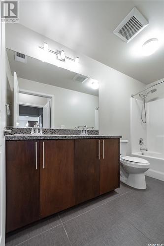 303 2313 Montreal Street, Regina, SK - Indoor Photo Showing Bathroom