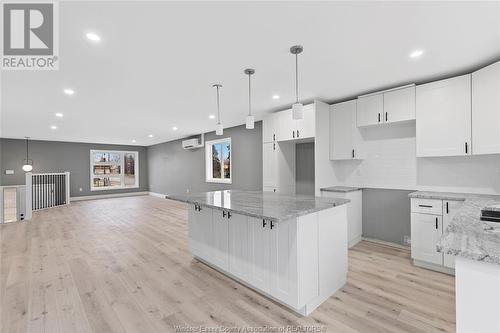 302 Kempt, Amherstburg, ON - Indoor Photo Showing Kitchen With Upgraded Kitchen