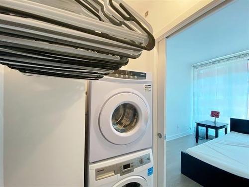 Laundry room - 702-1165 Rue Wellington, Montréal (Le Sud-Ouest), QC - Indoor Photo Showing Laundry Room