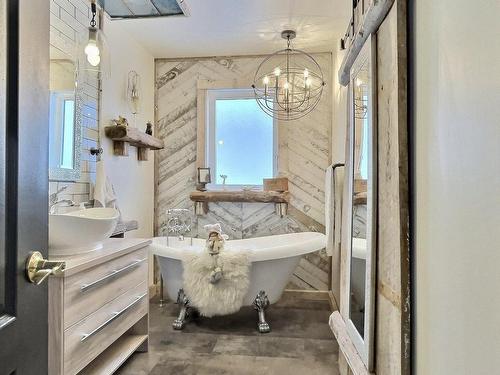 Salle de bains - 1403 Rue Bilodeau, Thetford Mines, QC - Indoor Photo Showing Bathroom