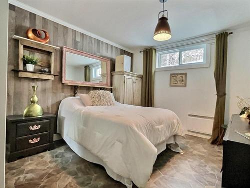 Chambre Ã Â coucher - 1403 Rue Bilodeau, Thetford Mines, QC - Indoor Photo Showing Bedroom