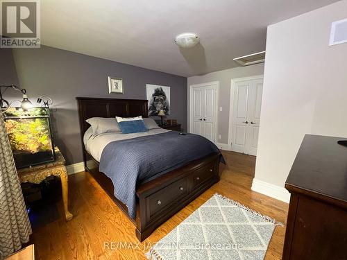 151 Elizabeth Street, Oshawa, ON - Indoor Photo Showing Bedroom