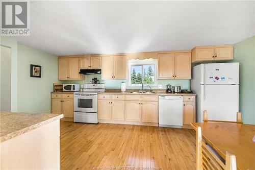 239 530 Rte, Grande-Digue, NB - Indoor Photo Showing Kitchen With Double Sink