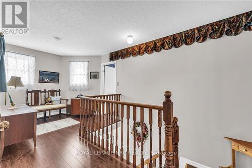 143 Briarsdale Crescent, Welland, ON - Indoor Photo Showing Other Room
