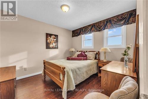 143 Briarsdale Crescent, Welland, ON - Indoor Photo Showing Bedroom