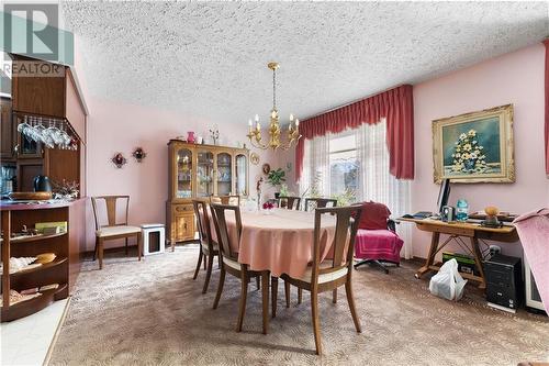 30 Sandhill Drive, Barry'S Bay, ON - Indoor Photo Showing Dining Room