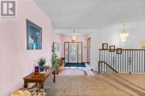 30 Sandhill Drive, Renfrew, ON - Indoor Photo Showing Other Room