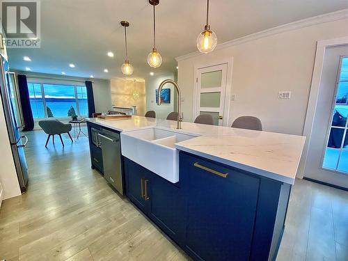 55 Wings Point Road, Wing'S Point, NL - Indoor Photo Showing Kitchen With Double Sink With Upgraded Kitchen