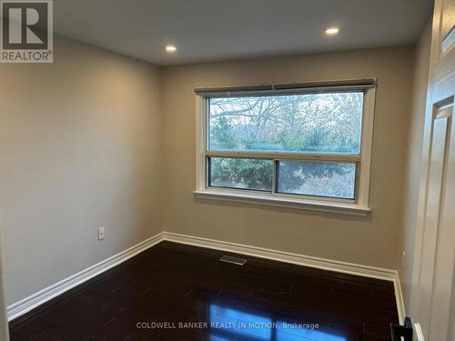 125 Vista Drive, Mississauga, ON - Indoor Photo Showing Other Room