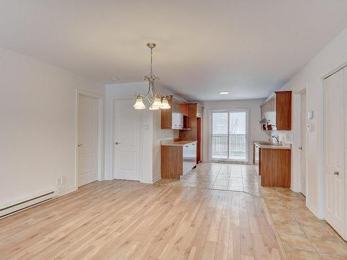 Dining room - 23 Rue Des Pins, Saint-Rémi, QC - Indoor