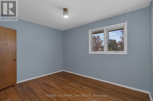 492 Birch St, Collingwood, ON - Indoor Photo Showing Other Room