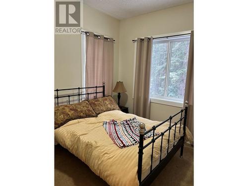 417 Willow Drive Unit# 1-4, Tumbler Ridge, BC - Indoor Photo Showing Bedroom
