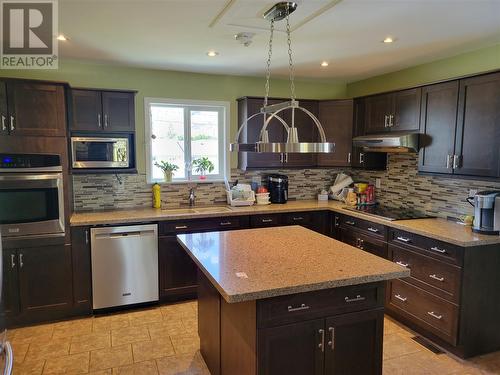 829 3Rd Avenue, Keremeos, BC - Indoor Photo Showing Kitchen