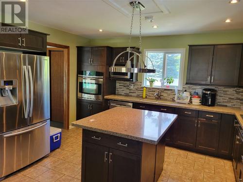 829 3Rd Avenue, Keremeos, BC - Indoor Photo Showing Kitchen