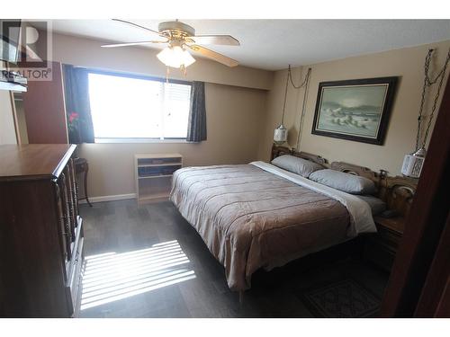 829 3Rd Avenue, Keremeos, BC - Indoor Photo Showing Bedroom