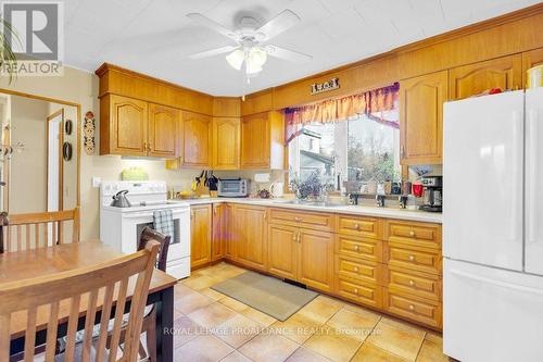 320 Glen Miller Rd, Quinte West, ON - Indoor Photo Showing Kitchen
