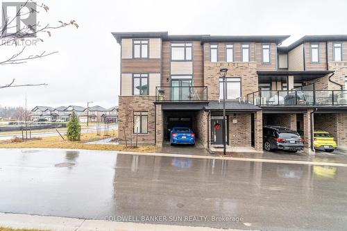 ##1 -2610 Kettering Pl, London, ON - Outdoor With Balcony With Facade