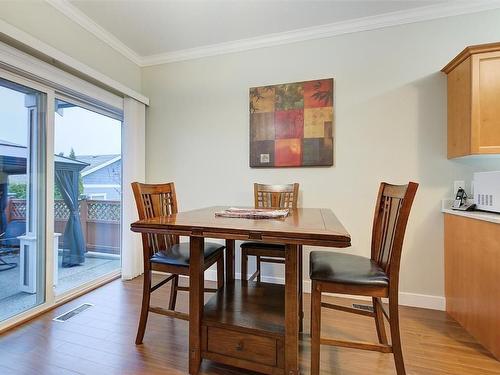 2171 Mimosa Drive, West Kelowna, BC - Indoor Photo Showing Dining Room