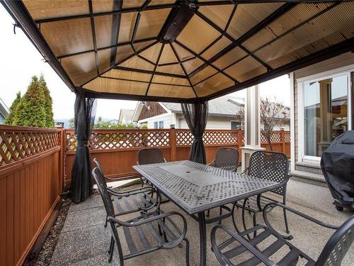 2171 Mimosa Drive, West Kelowna, BC - Outdoor With Deck Patio Veranda With Exterior