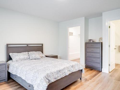 11-3774 12Th Ave, Port Alberni, BC - Indoor Photo Showing Bedroom