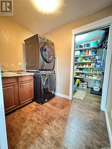 201 Prairie Street, Yellow Grass, SK - Indoor Photo Showing Laundry Room