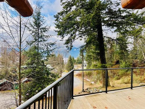 13575 Mountain Shores Road, Boswell, BC - Outdoor With Balcony