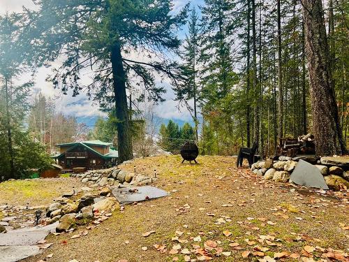 13575 Mountain Shores Road, Boswell, BC - Outdoor