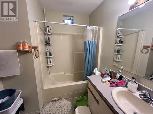 5011 Graham Avenue, Terrace, BC - Indoor Photo Showing Bathroom
