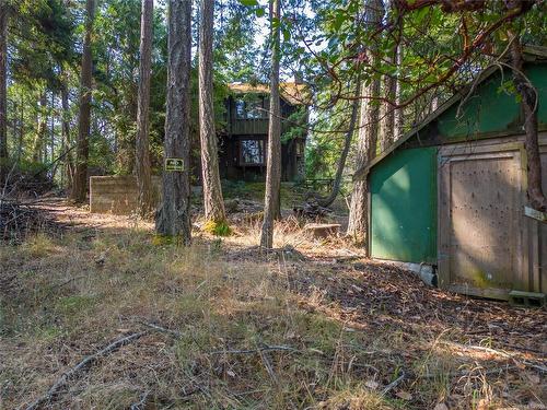 2618 Lighthouse Lane, Pender Island, BC - Outdoor