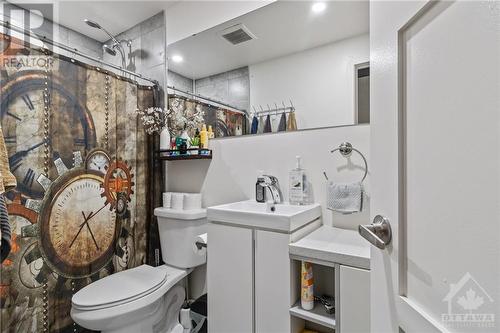 75 John Street, Brockville, ON - Indoor Photo Showing Bathroom