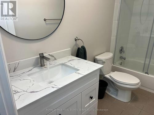 #3 -872 Browns Line, Toronto, ON - Indoor Photo Showing Bathroom