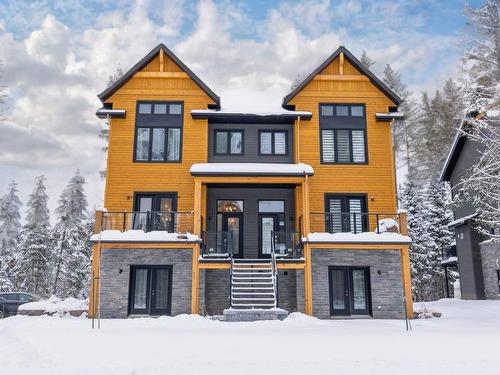 FaÃ§ade - 573 Rue Charlie-Forbell, Mont-Tremblant, QC - Outdoor With Facade