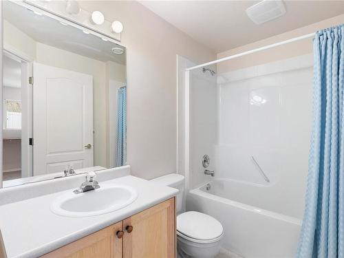 45-6111 Sayward Rd, Duncan, BC - Indoor Photo Showing Bathroom