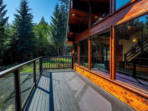 3431 Kingburne Dr, Cobble Hill, BC - Outdoor With Exterior