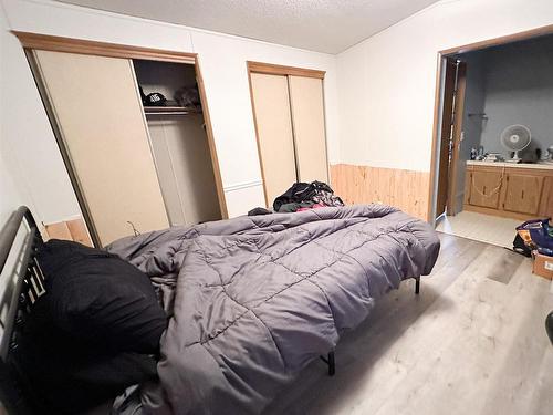 11 Ash Street, Ear Falls, ON - Indoor Photo Showing Bedroom