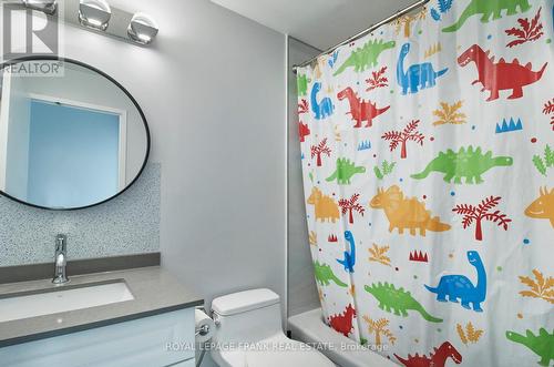 #411 -936 Glen St, Oshawa, ON - Indoor Photo Showing Bathroom
