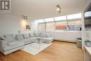 #304 -160 Bedford Rd, Toronto, ON  - Indoor Photo Showing Living Room 