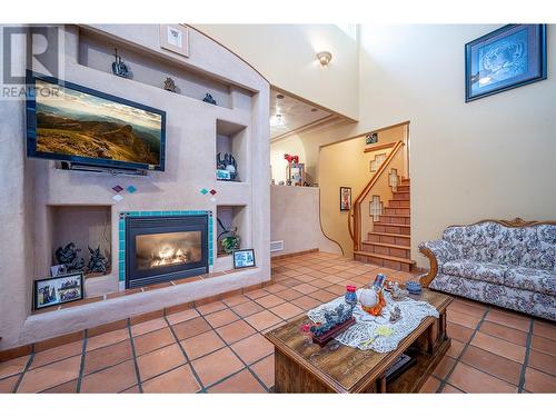 11710 Olympic View Drive, Osoyoos, BC - Indoor Photo Showing Living Room With Fireplace