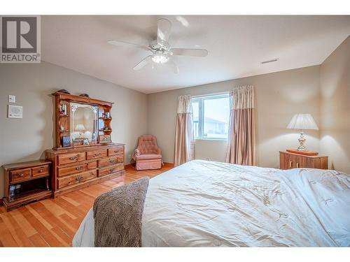 11710 Olympic View Drive, Osoyoos, BC - Indoor Photo Showing Bedroom