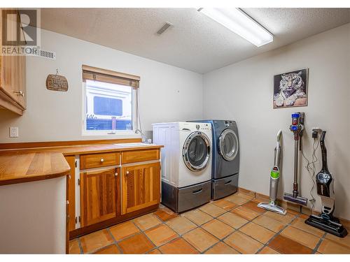 11710 Olympic View Drive, Osoyoos, BC - Indoor Photo Showing Laundry Room
