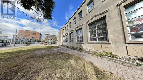 51 Simcoe Street S, Oshawa, ON 