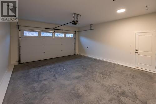 288 Bentgrass Avenue, Oliver, BC - Indoor Photo Showing Garage