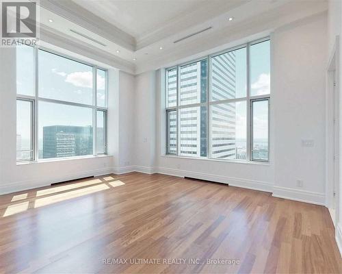 5404 - 311 Bay Street, Toronto, ON - Indoor Photo Showing Other Room